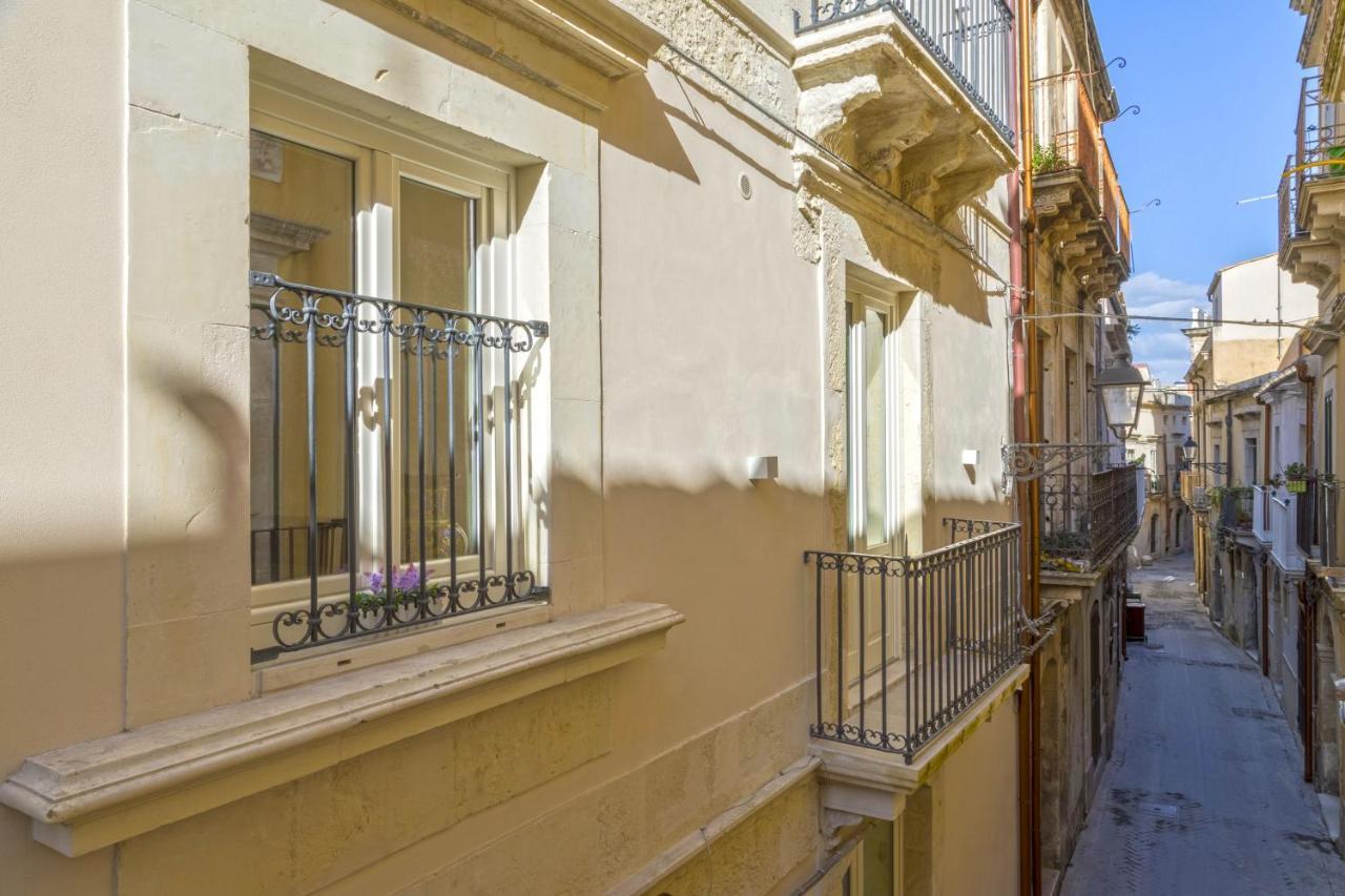 סירקוזה Corinzia Casa Vacanze מראה חיצוני תמונה